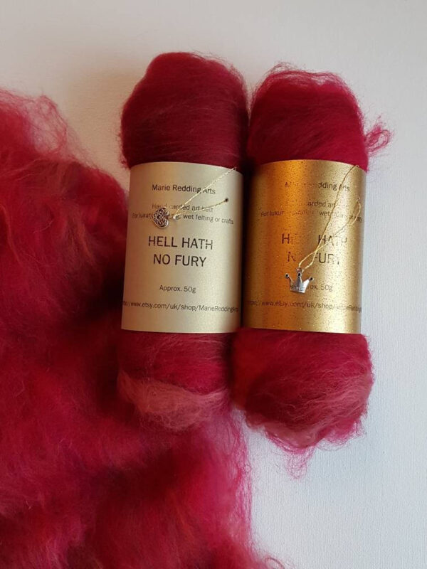 red art batt 50g / hell hath no fury / hand carded / luxury spinning / felting / crafting / merino / scarlet / poppy / crimson