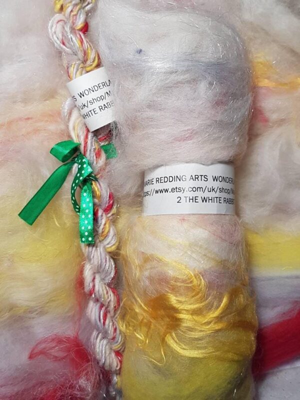 Wonderland Art Batt / 2. The White Rabbit / 50g / White / Red / Yellow / Merino / Silk / Luxury Fibre / Luxury Spinning / Luxury Felting