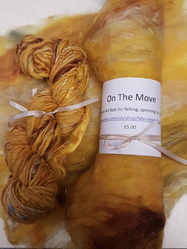 Narnia Art Yarn / handspun yarn /7 On The Move / Gold / Yellow / Handspun Yarn / Lion Yarn / Single Ply / 110g / Merino / Knitting / Crochet