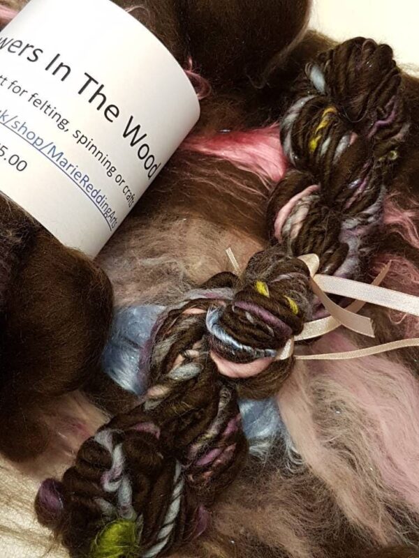 Narnia Art Yarn / Handspun / 12 Flowers In The Wood / Chocolate / Pink / Blue / Dark Brown / Single Ply / 110g / Knitting / Crochet Wabisabi