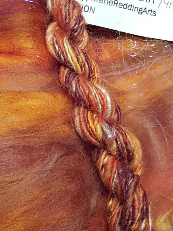 Wonderland Art Batt / 16. The Gryphon / Caramel / Brown / Burgundy / Cream / Gold / Coffee / Nut / 50g / Merino / Silk / Spinning / Felting