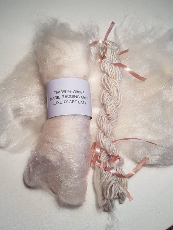 Narnia Art Batt / Handcarded Batt / 5 The White Witch / White / Silver / Cream / Ivory / Pearl /   50g / Luxury Spinning / Luxury Felting