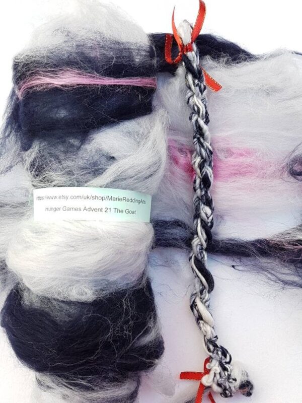 Handspun Black Art Yarn / 21 The Goat / White / Pink / Piebald / Humbug / Dalmation / 110g / Luxury Knitting / Crochet