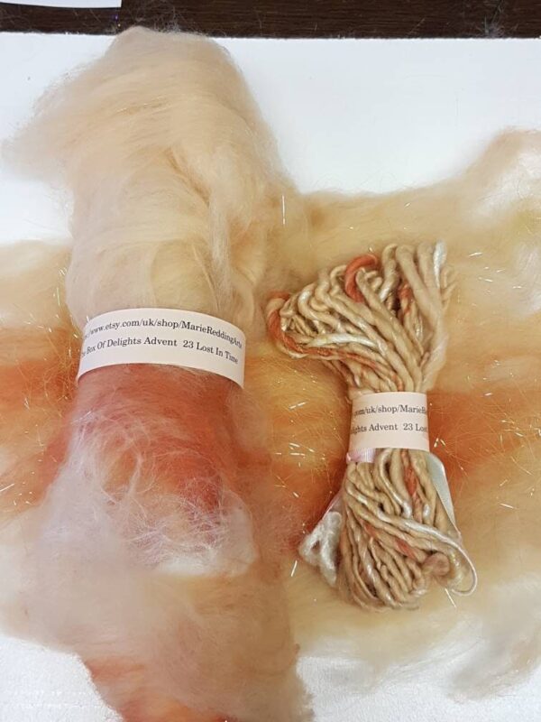 Handcarded Sand Art Batt  / Box Of Delights / 23 Lost In Time / Orange / Peach / Cream / Buff / Tan / 50g / Spinning Fiber / Felting Fibre