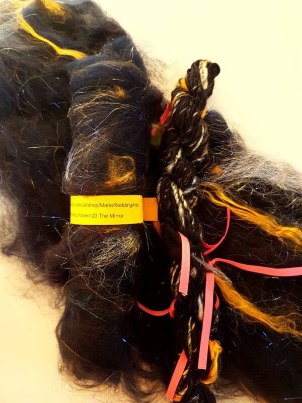 Midnight Handspun Yarn / 23 The Mirror / 50g / Navy / Dark Blue / Gold / Yellow / Sparkle / Night Sky / Stars / Ocean / Knitting / Crochet