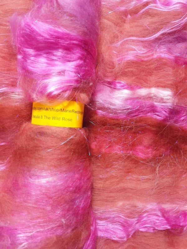 Dracula Raspberry Art Batt / 8 The Wild Rose / Pink / Fuchsia / Floral / Sunset / Sunrise / Dragon / Fire / 50g / Spinning Fibre / Felting