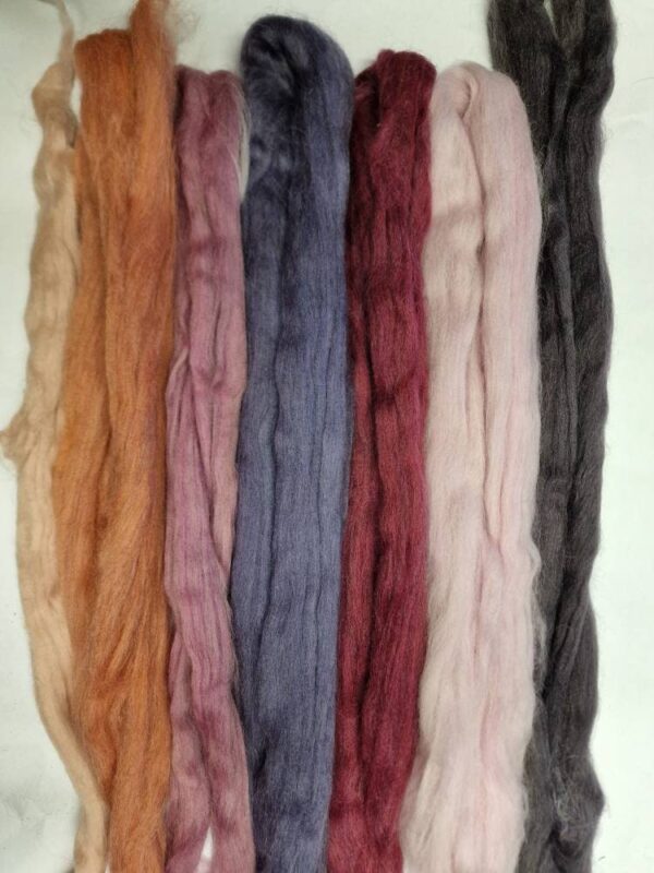 120g Waste Wool / Merino Corriedale Roving / Pinks Purples / Felting / Gift / Spinning / Fibre Gift / PLASTIC-FREE packaging